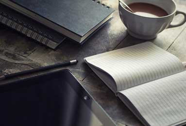 FC足球世界 | 拉玛西亚产出的“奶龙”一枚...